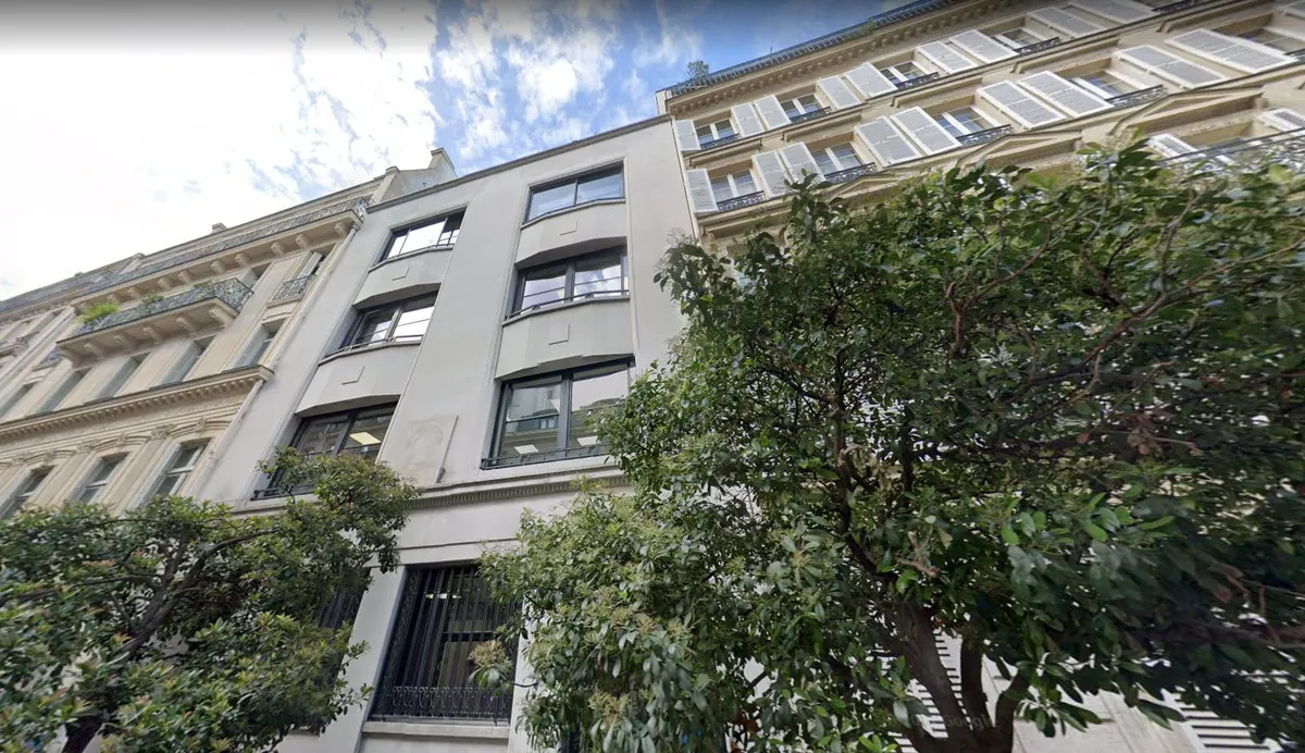 Deskeo Paris 9e Blanche
