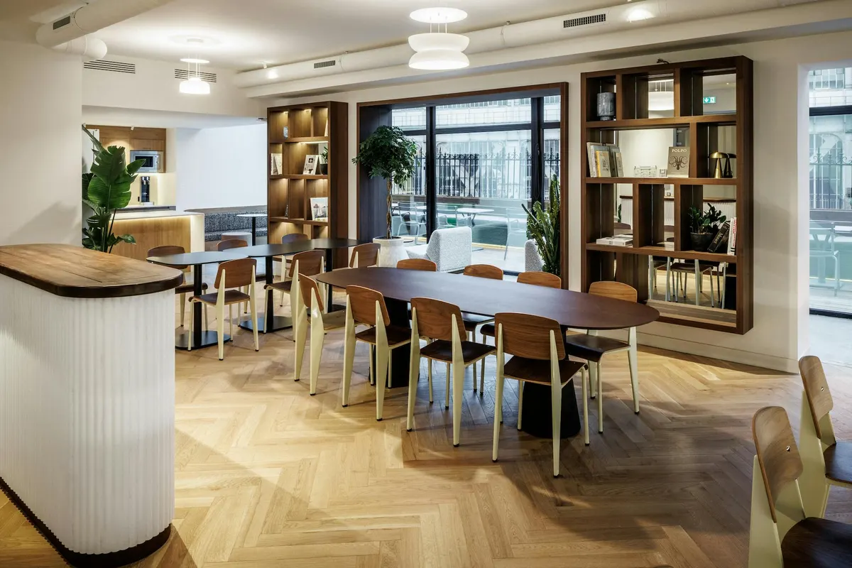 Deskeo Paris 8e Rome - Saint-Lazare